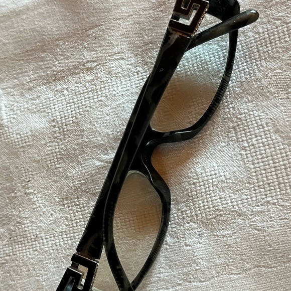 Versace tortoise frames - Picture 8 of 12